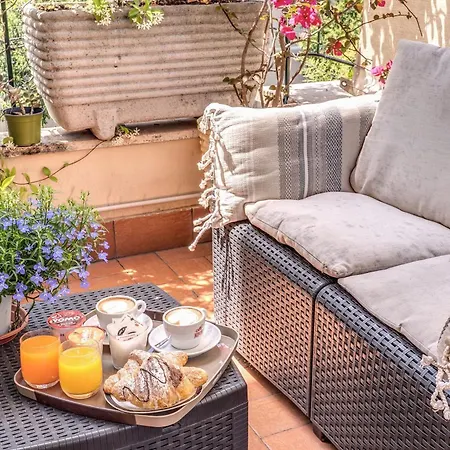 Imperia Guest house 3*