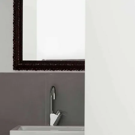 Imperia Guest house 3*